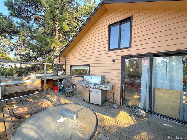 25 Pine Rd, Golden, CO 80401