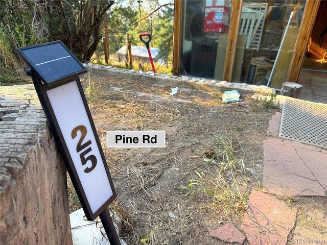 25 Pine Rd, Golden, CO 80401
