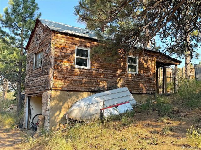 25 Pine Rd, Golden, CO 80401