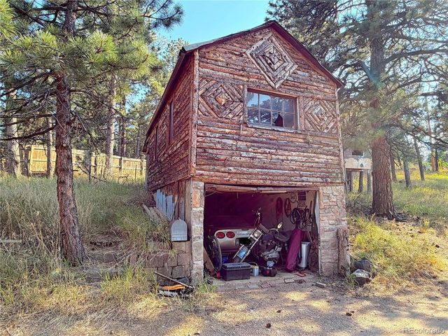 25 Pine Rd, Golden, CO 80401
