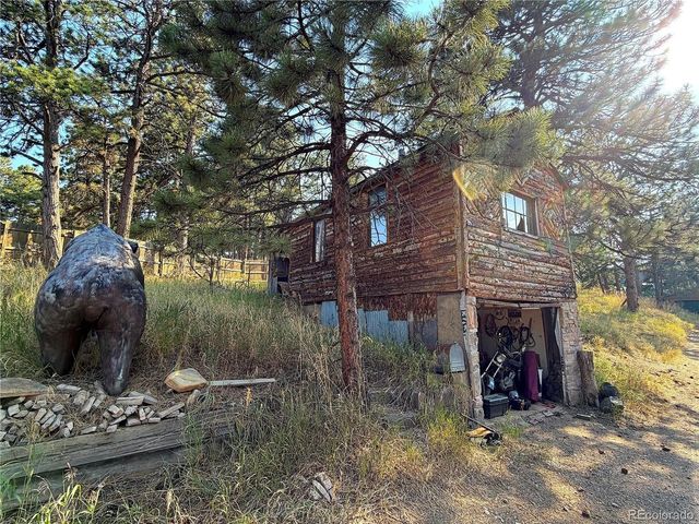 25 Pine Rd, Golden, CO 80401