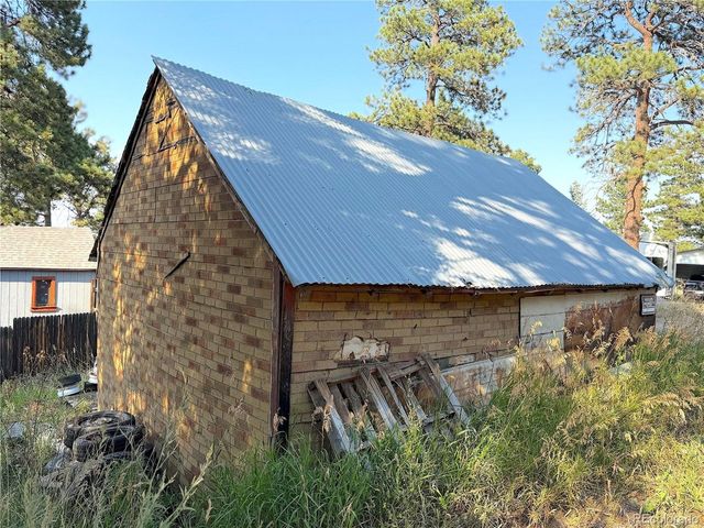 25 Pine Rd, Golden, CO 80401