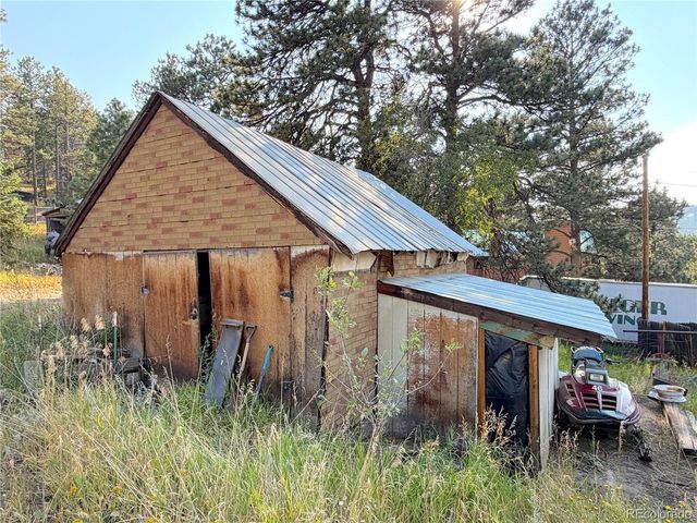 25 Pine Rd, Golden, CO 80401