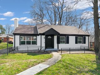 1901 W 11th Street, Anderson, IN 46016