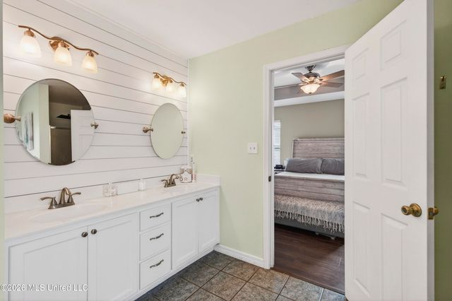 13300 Sunview Cove, Ocean Springs, MS 39565