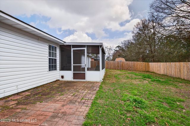 13300 Sunview Cove, Ocean Springs, MS 39565