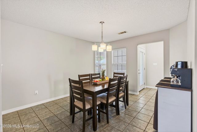 13300 Sunview Cove, Ocean Springs, MS 39565