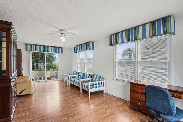 1012 Perrin Dr., North Myrtle Beach, SC 29582