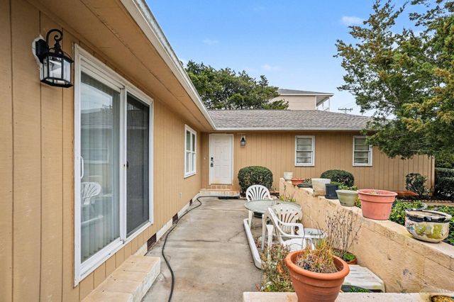 1012 Perrin Dr., North Myrtle Beach, SC 29582