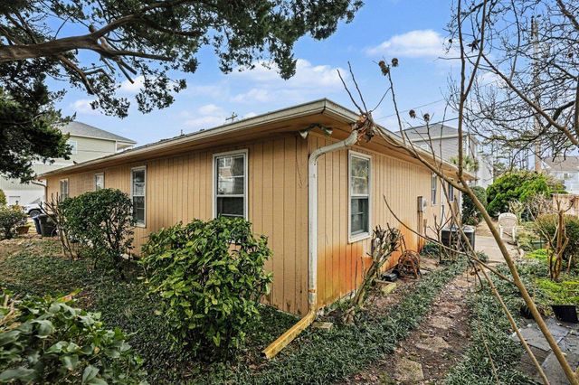 1012 Perrin Dr., North Myrtle Beach, SC 29582