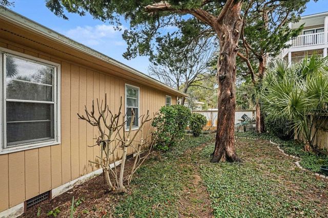 1012 Perrin Dr., North Myrtle Beach, SC 29582