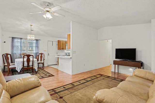 1012 Perrin Dr., North Myrtle Beach, SC 29582