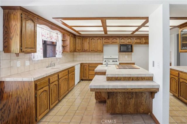 140 E Rice Ranch Road, Santa Maria, CA 93455