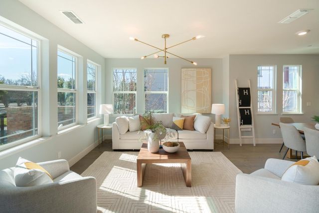 885 De Guigne Drive 1, Sunnyvale, CA 94085