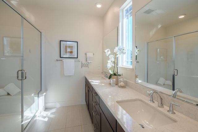 885 De Guigne Drive 1, Sunnyvale, CA 94085