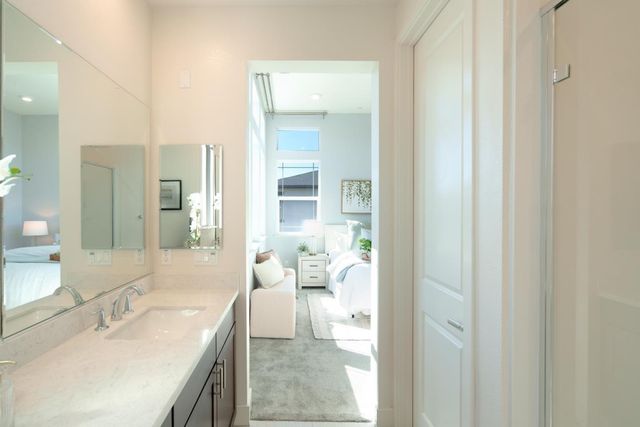 885 De Guigne Drive 1, Sunnyvale, CA 94085