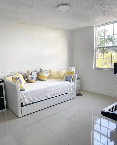 1919 Van Buren St 505A, Hollywood, FL 33020