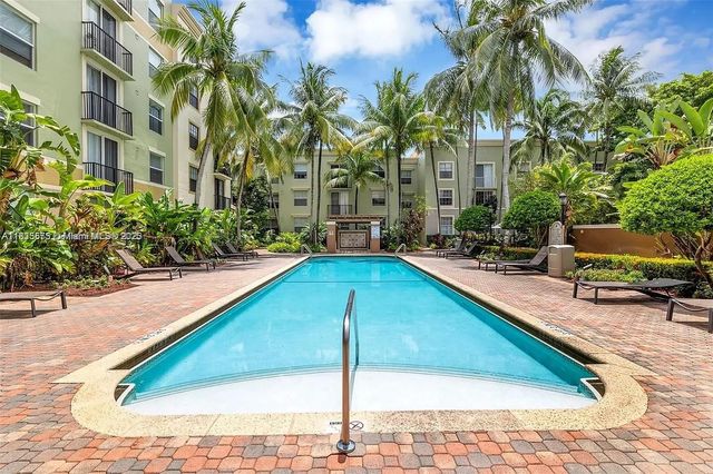 1919 Van Buren St 505A, Hollywood, FL 33020