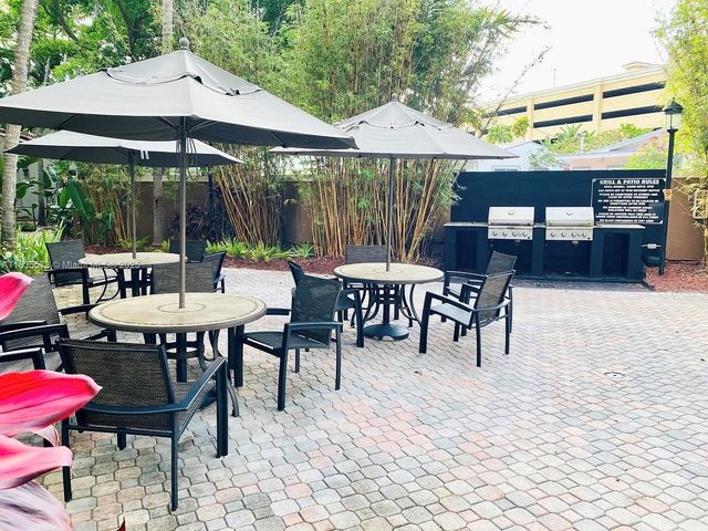 1919 Van Buren St 505A, Hollywood, FL 33020