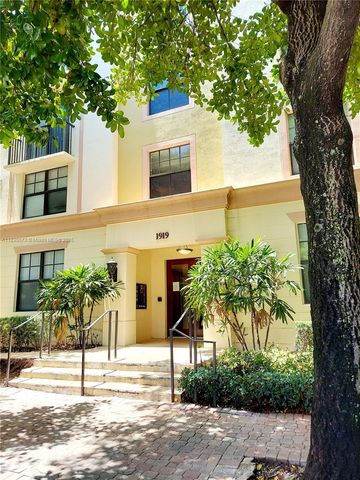 1919 Van Buren St 505A, Hollywood, FL 33020