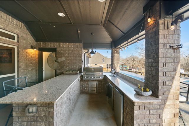 7401 Hilltop Drive, Fort Worth, TX 76108
