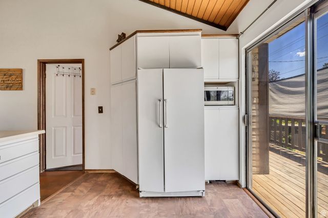 1063 OXFORD DR, Ogden, UT 84403