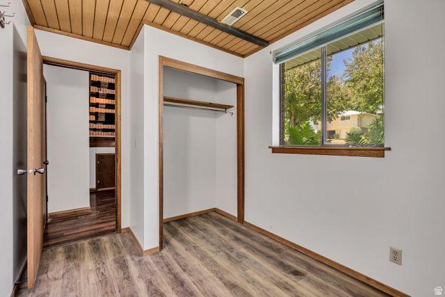 1063 OXFORD DR, Ogden, UT 84403