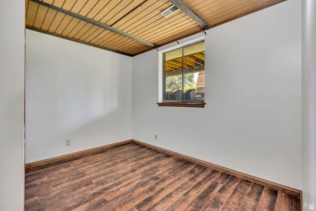 1063 OXFORD DR, Ogden, UT 84403