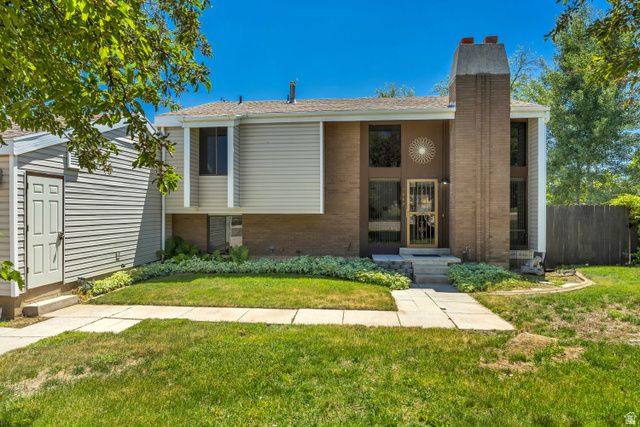 1063 OXFORD DR, Ogden, UT 84403