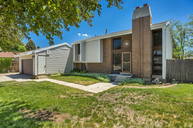 1063 OXFORD DR, Ogden, UT 84403