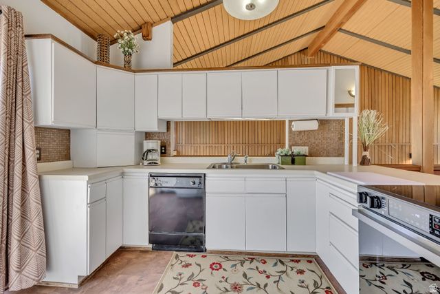 1063 OXFORD DR, Ogden, UT 84403