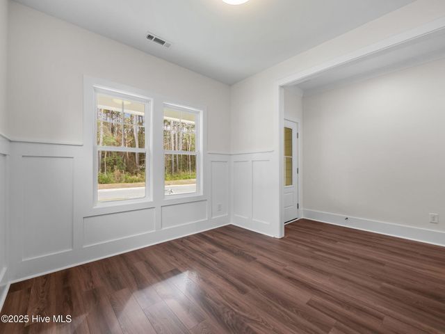 126 Pine View Boulevard, Beaufort, NC 28516