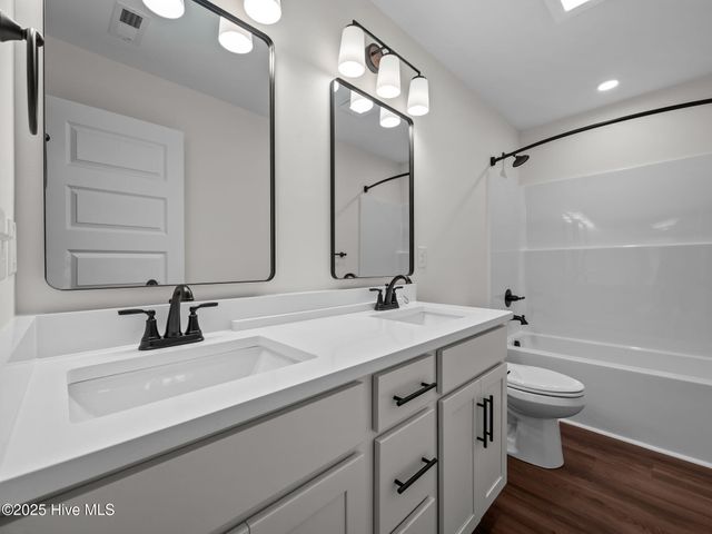 126 Pine View Boulevard, Beaufort, NC 28516