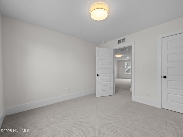 126 Pine View Boulevard, Beaufort, NC 28516