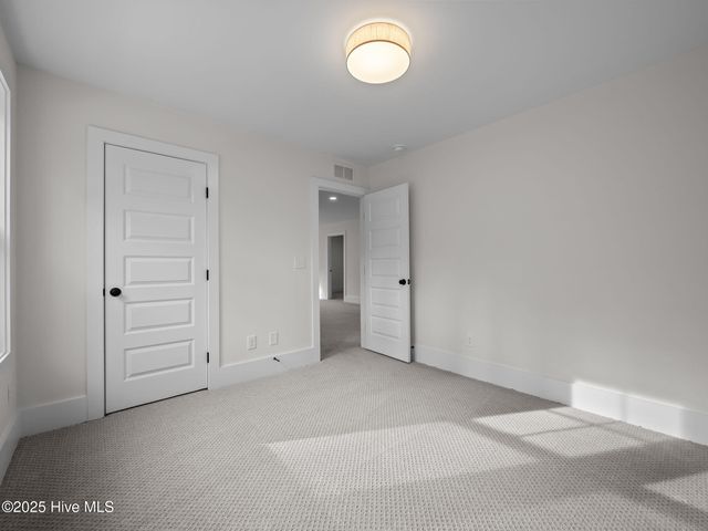 126 Pine View Boulevard, Beaufort, NC 28516