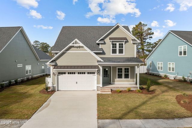 126 Pine View Boulevard, Beaufort, NC 28516