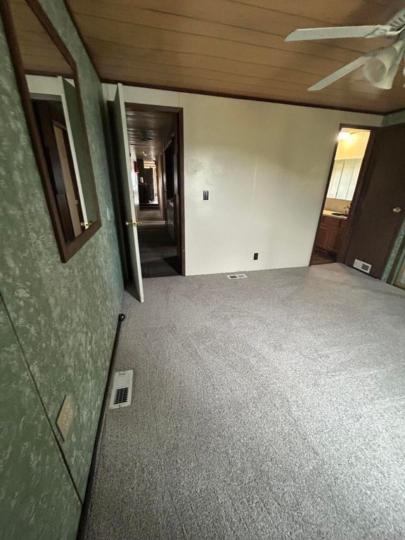 801 123 AVE, Havre, MT 59501 photo 9