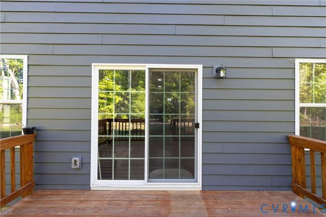 4733 Fry Landing Dr, Glen Allen, VA 23059