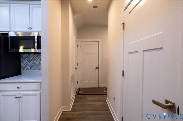 4733 Fry Landing Dr, Glen Allen, VA 23059