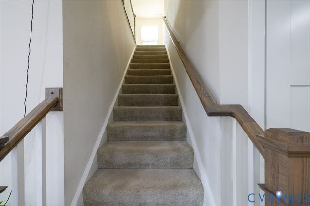 4733 Fry Landing Dr, Glen Allen, VA 23059