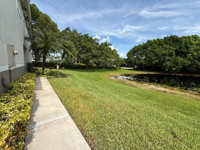 3660 San Simeon Circle, Weston, FL 33331