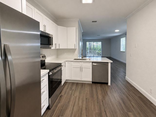 3660 San Simeon Circle, Weston, FL 33331