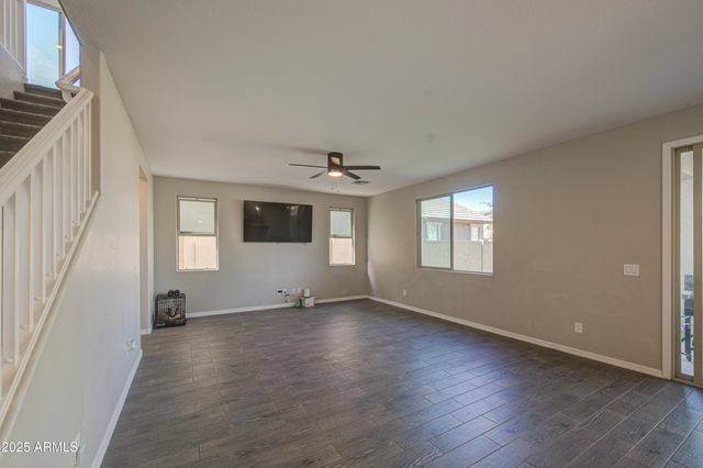 782 E BETSY Lane, Gilbert, AZ 85296