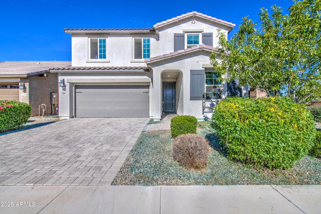 782 E BETSY Lane, Gilbert, AZ 85296