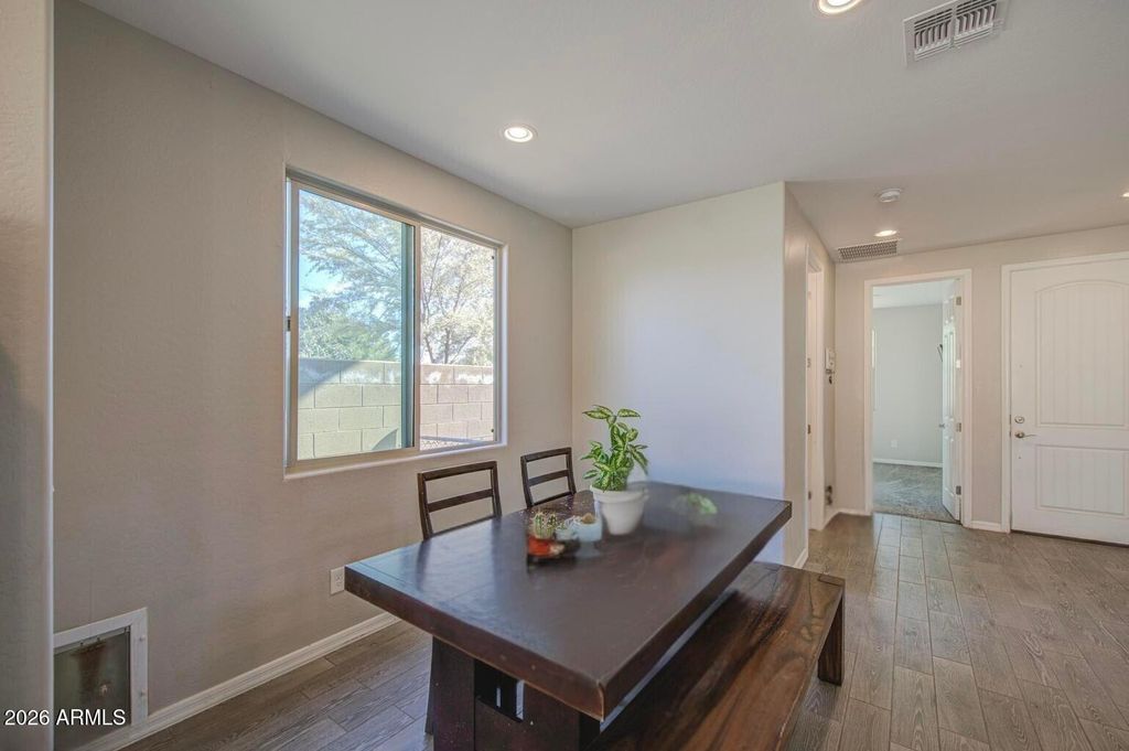 782 E BETSY Lane, Gilbert, AZ 85296 — photo 4