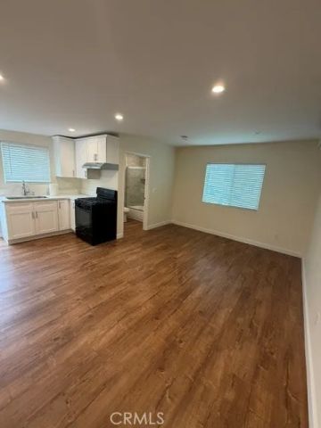 1358 E HARVARD Street A, Glendale, CA 91205