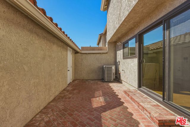 6845 Valley Circle Boulevard 22, West Hills, CA 91307