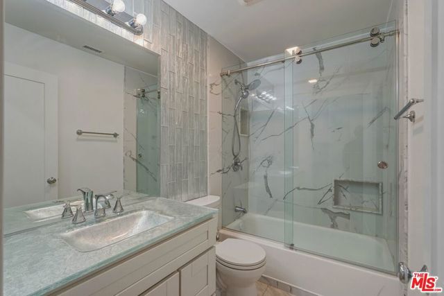 6845 Valley Circle Boulevard 22, West Hills, CA 91307