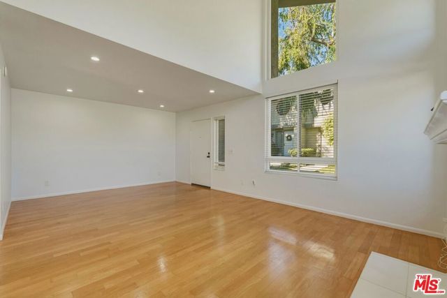 6845 Valley Circle Boulevard 22, West Hills, CA 91307