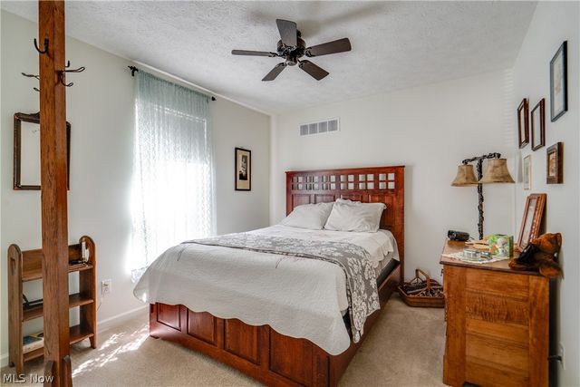 824 Willow Creek Drive, Akron, OH 44333